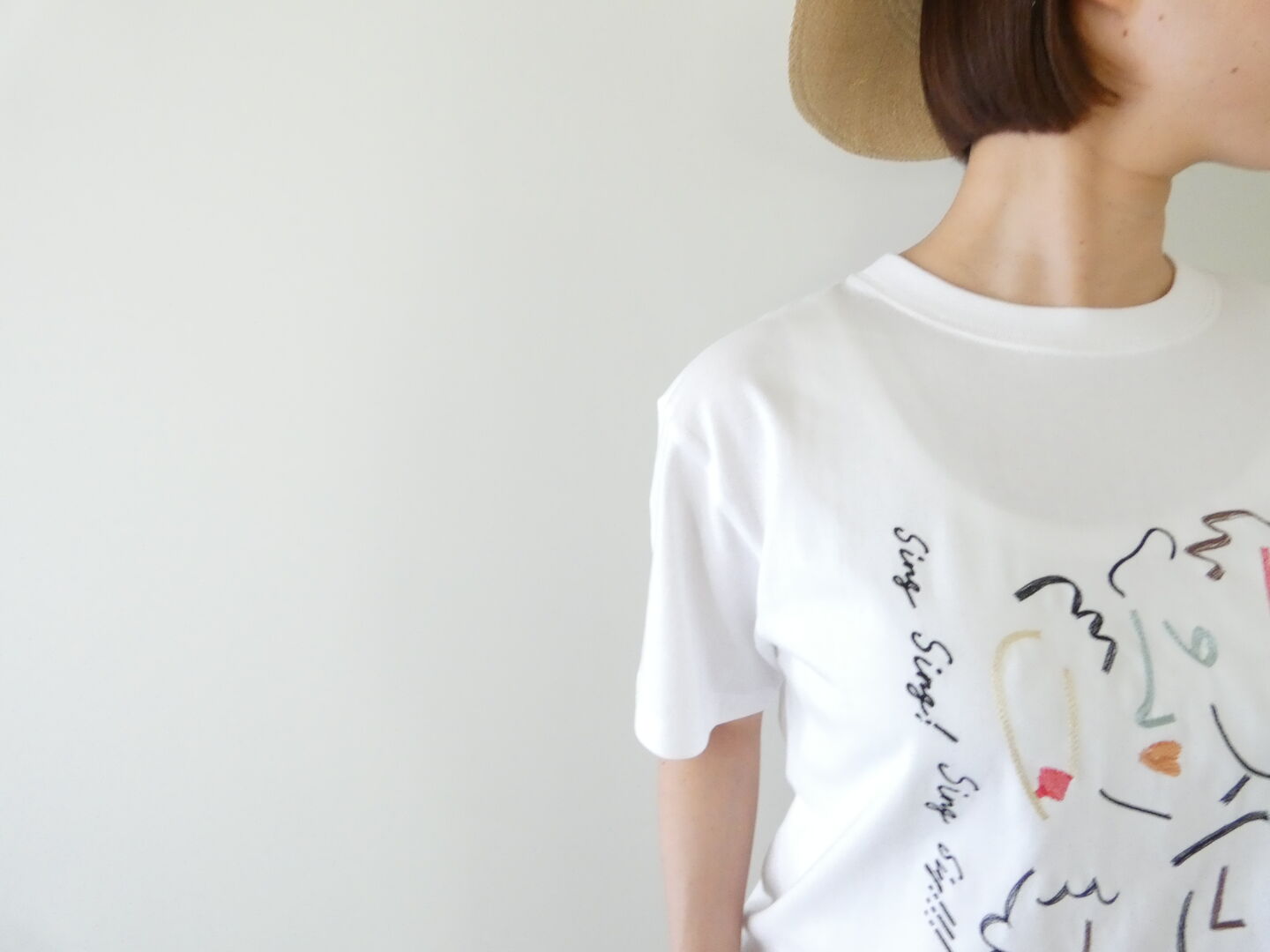 yuni(ユニ イズ ライク ア フラワー トゥー ミー) CHORUSエンブロイダリーTシャツの商品画像6