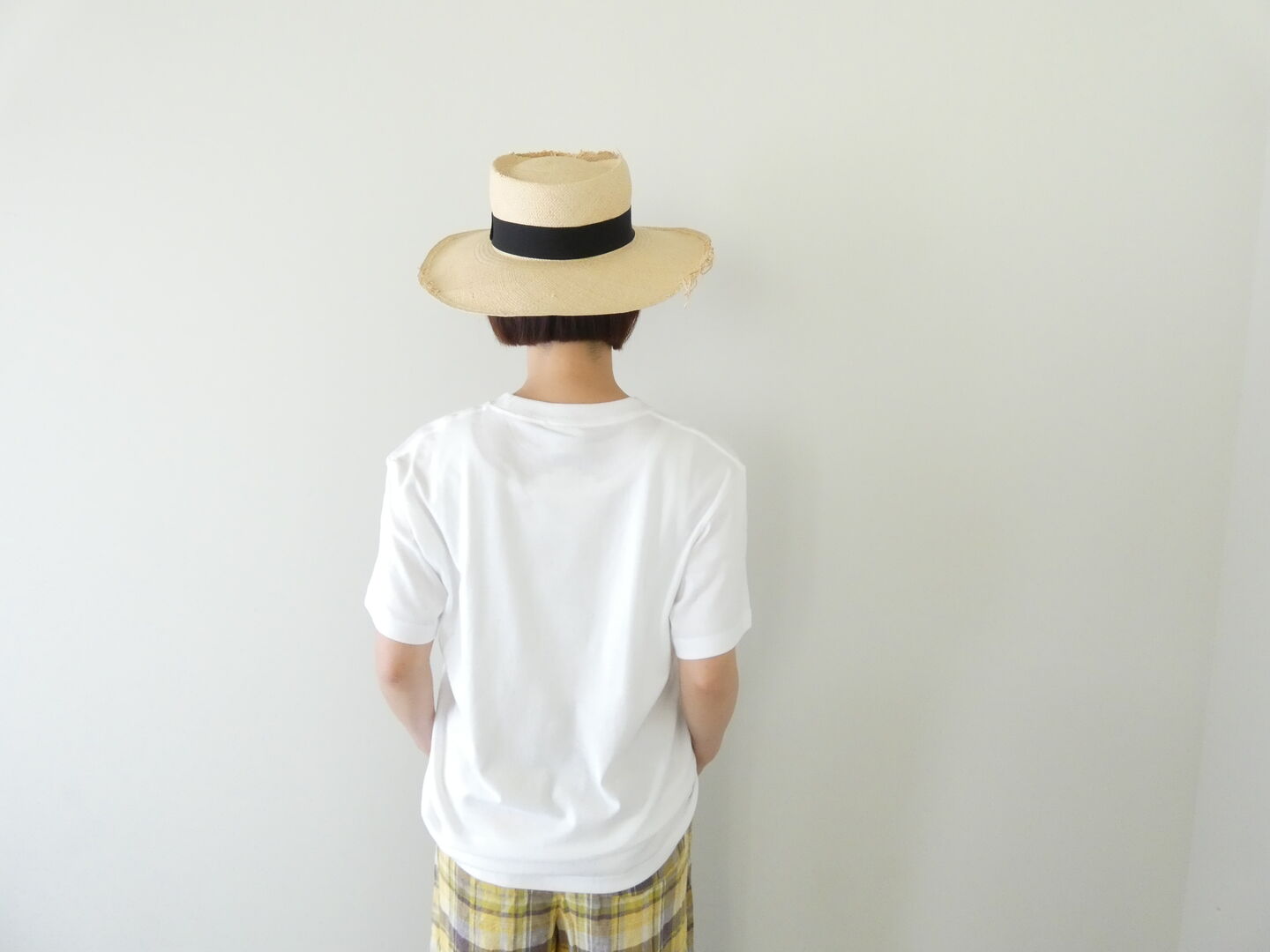 yuni(ユニ イズ ライク ア フラワー トゥー ミー) CHORUSエンブロイダリーTシャツの商品画像9