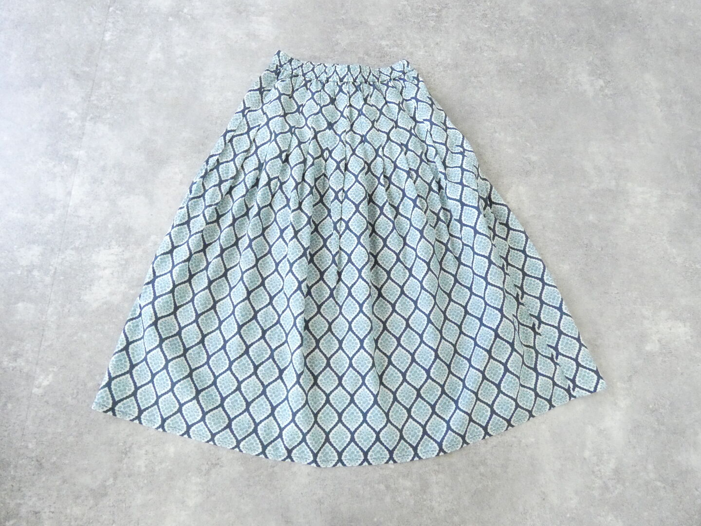 sosotto(ソソット) カスミソウプリントタックスカートの商品画像3
