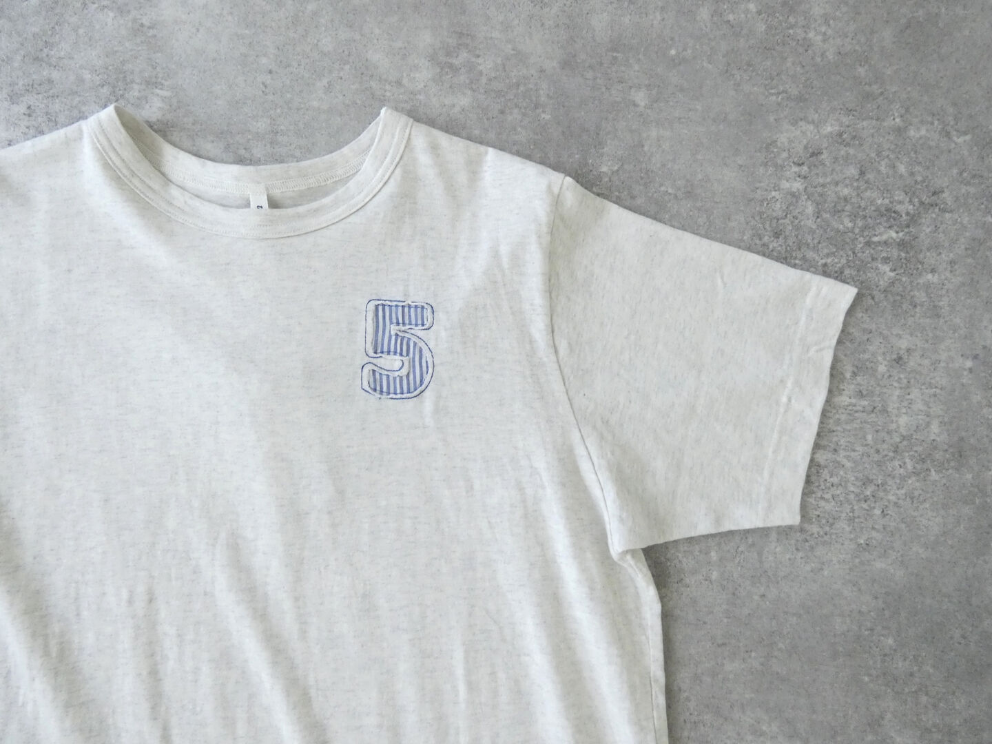 NATURAL LAUNDRY(ナチュラルランドリー) カード天竺5刺繍Tシャツの商品画像44