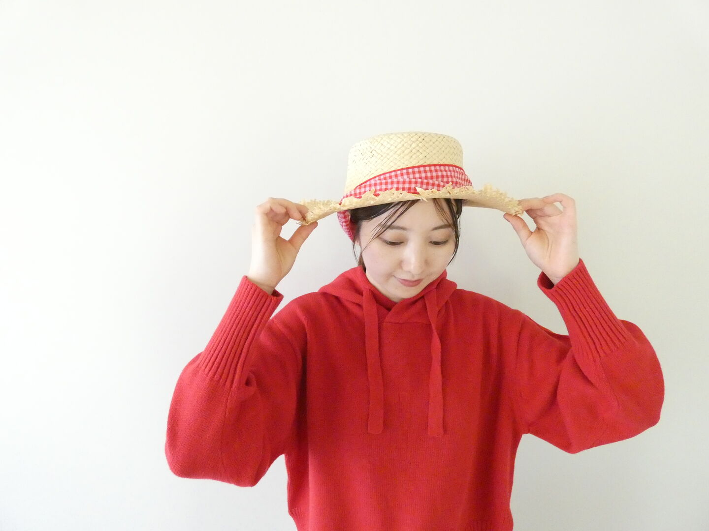 mao made(マオメイド) ざっくりアサーメン 気持ちちょい短めフード付きプルオーバーの商品画像4