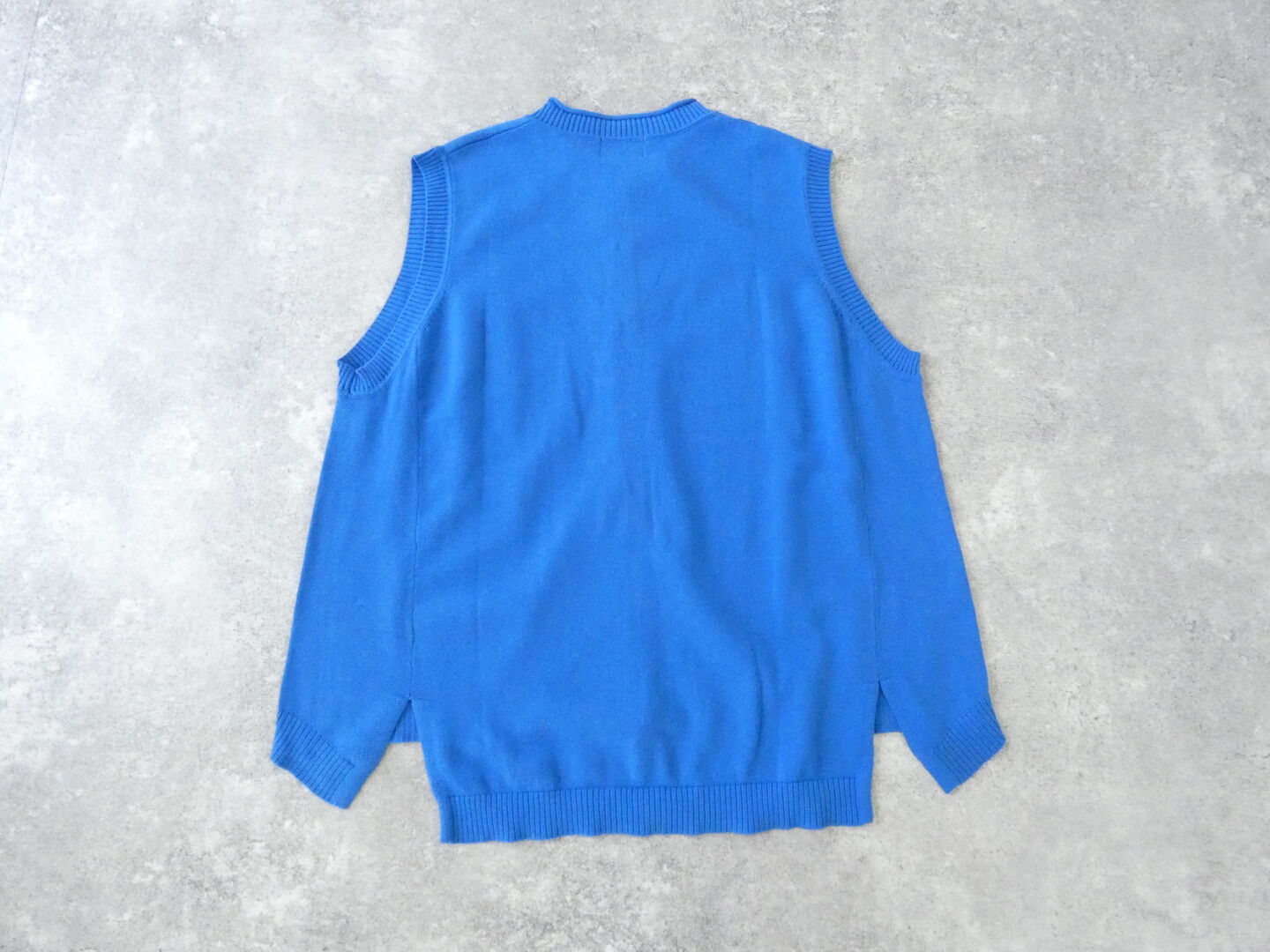 mao made(マオメイド) やわらかコットンほんのりフロントボタンバックスリットベストの商品画像43