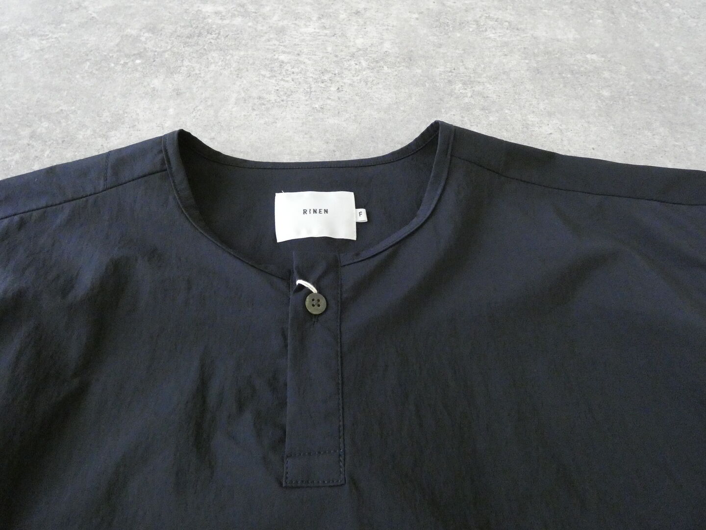 RINEN(リネン) ストレッチナイロン半袖ヘンリーネックシャツの商品画像30