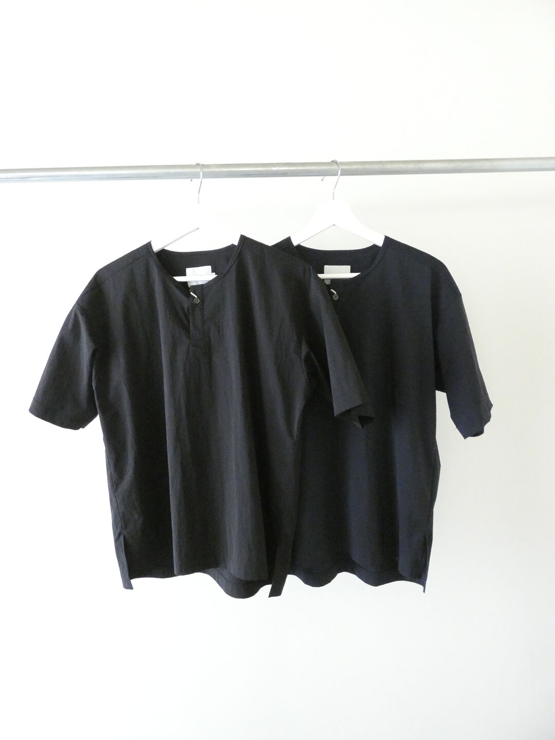 RINEN(リネン) ストレッチナイロン半袖ヘンリーネックシャツの商品画像9