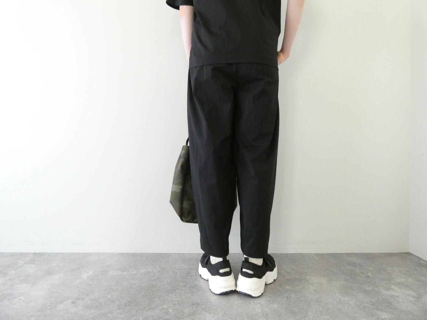 RINEN(リネン) ストレッチナイロンワンタックパンツの商品画像10