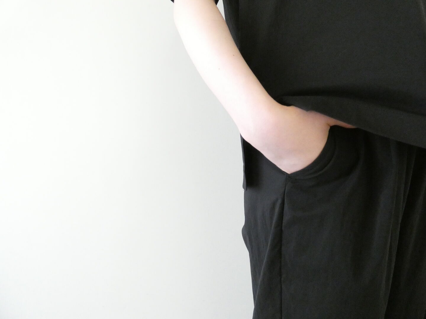RINEN(リネン) ストレッチナイロンワンタックパンツの商品画像5
