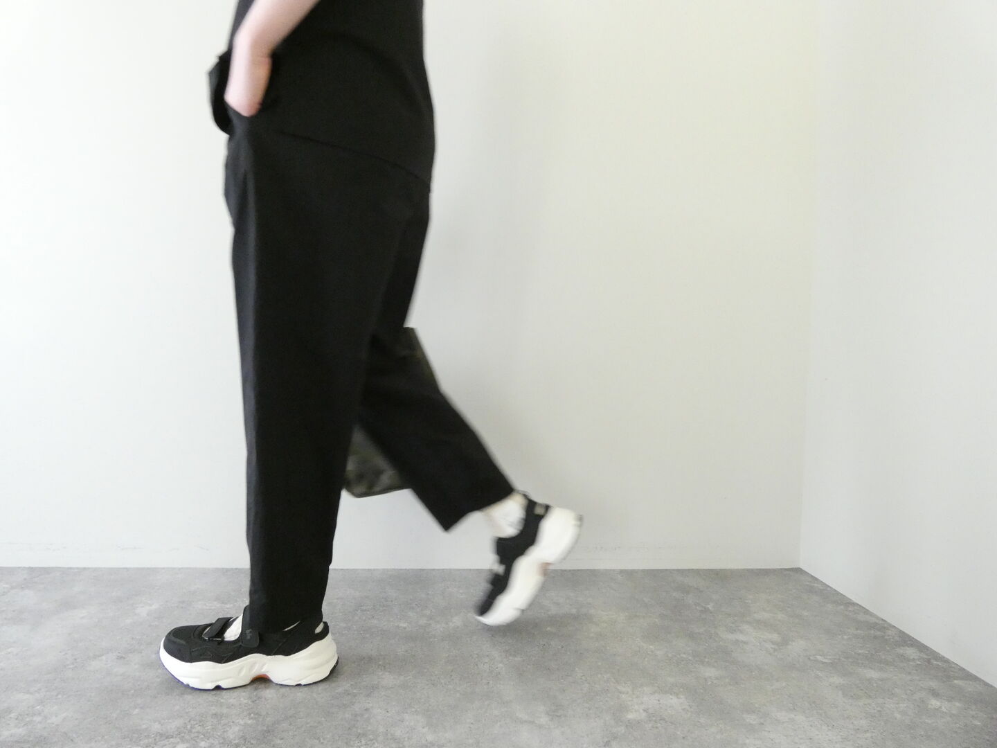 RINEN(リネン) ストレッチナイロンワンタックパンツの商品画像8