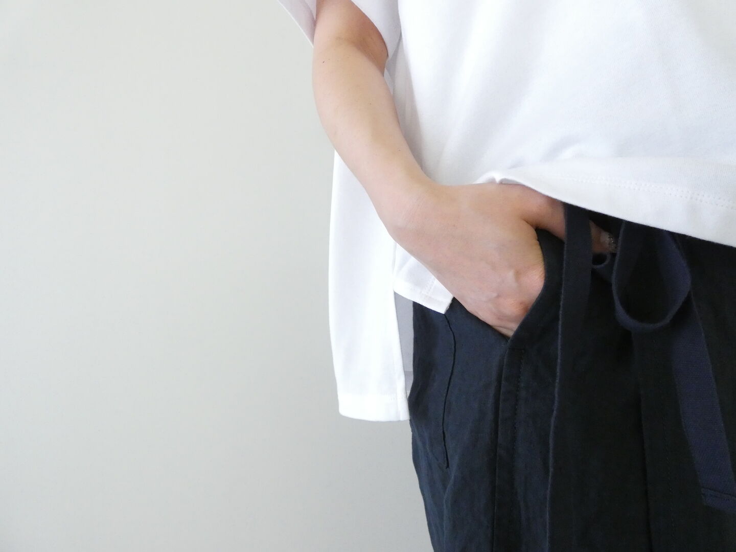 TRAVAIL MANUEL(トラバイユマニュアル) フレンチリネンキャンバスラップパンツの商品画像4