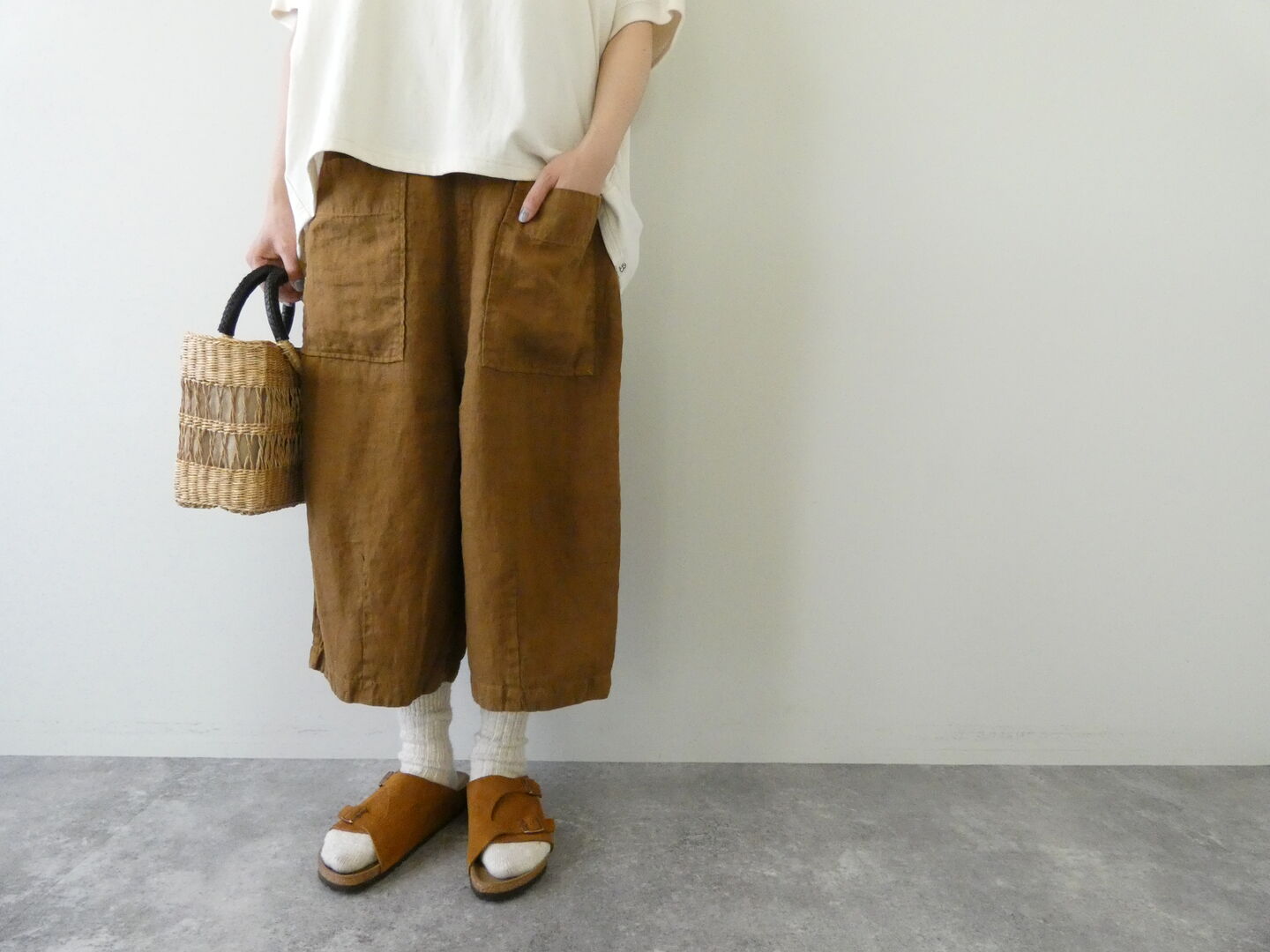tumugu(ツムグ) ソリトリネン8分丈パンツの商品画像1