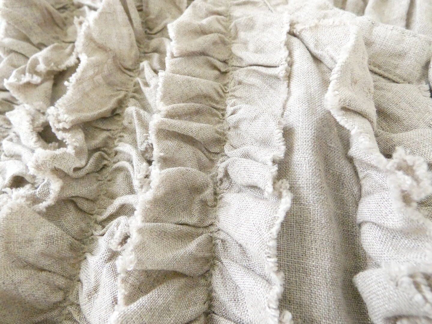 UNIVERSAL TISSU(ユニヴァーサル ティシュ) スリーブレスフリルブラウスの商品画像46