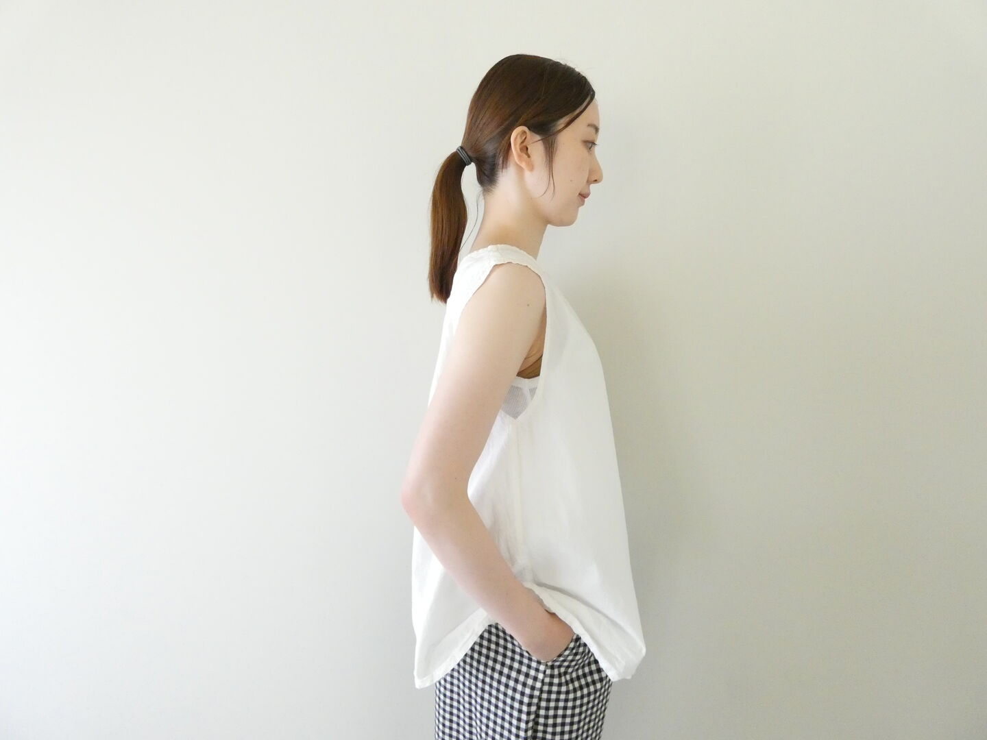 Veritecoeur(ヴェリテクール) シュリンクノースリーブトップスの商品画像6