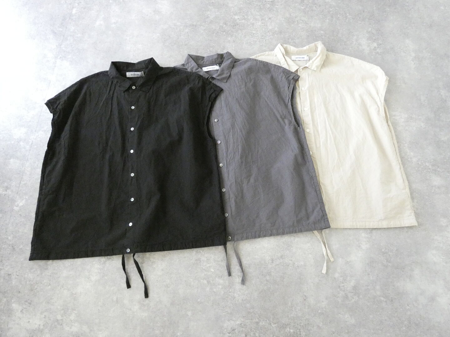 Veritecoeur(ヴェリテクール) シュリンクフレンチスリーブシャツの商品画像3