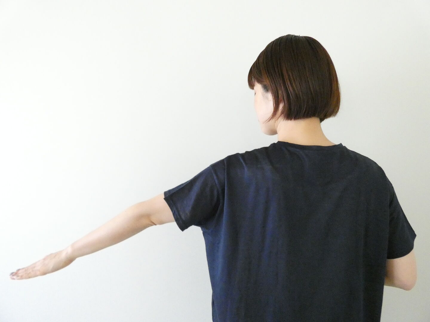 Hands of creation(ハンズオブクリエイション) ラミー天竺ハーフショルダーTの商品画像1