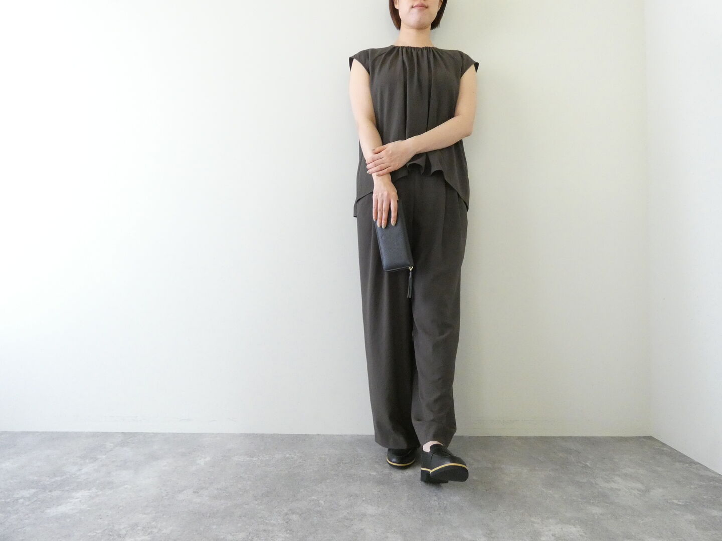 DONEEYU(ドニーユ) ジョーゼット2タックワイドパンツの商品画像1