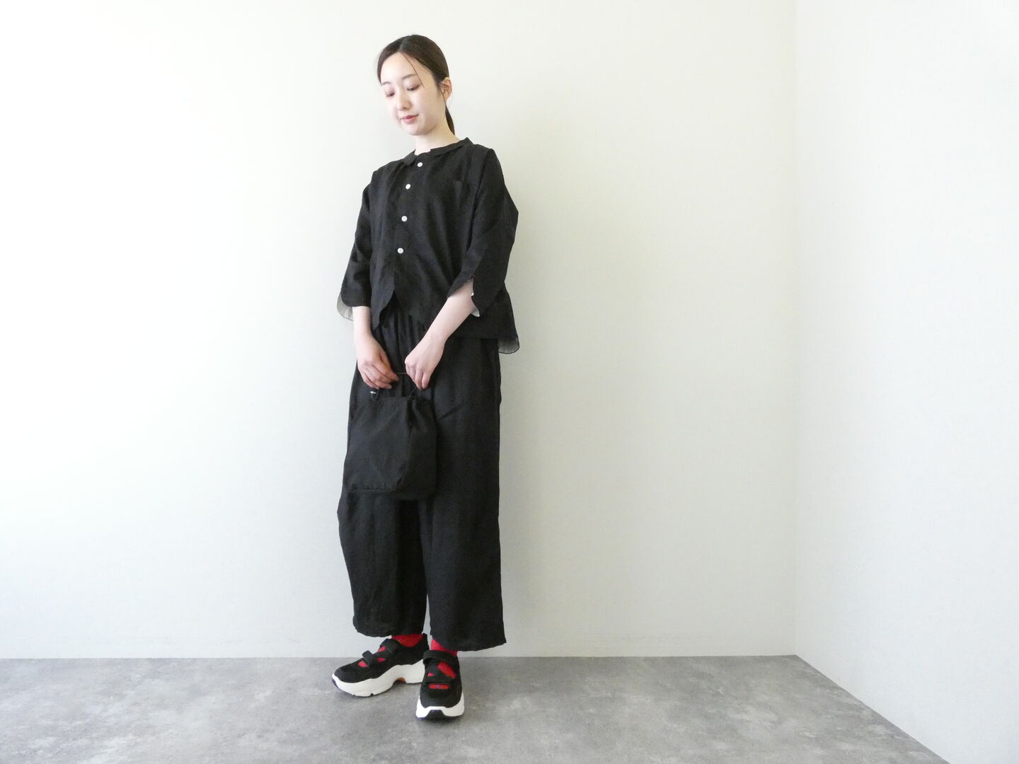 快晴堂(かいせいどう) 初秋まで着られるリネン ちび衿ボレロの商品画像9
