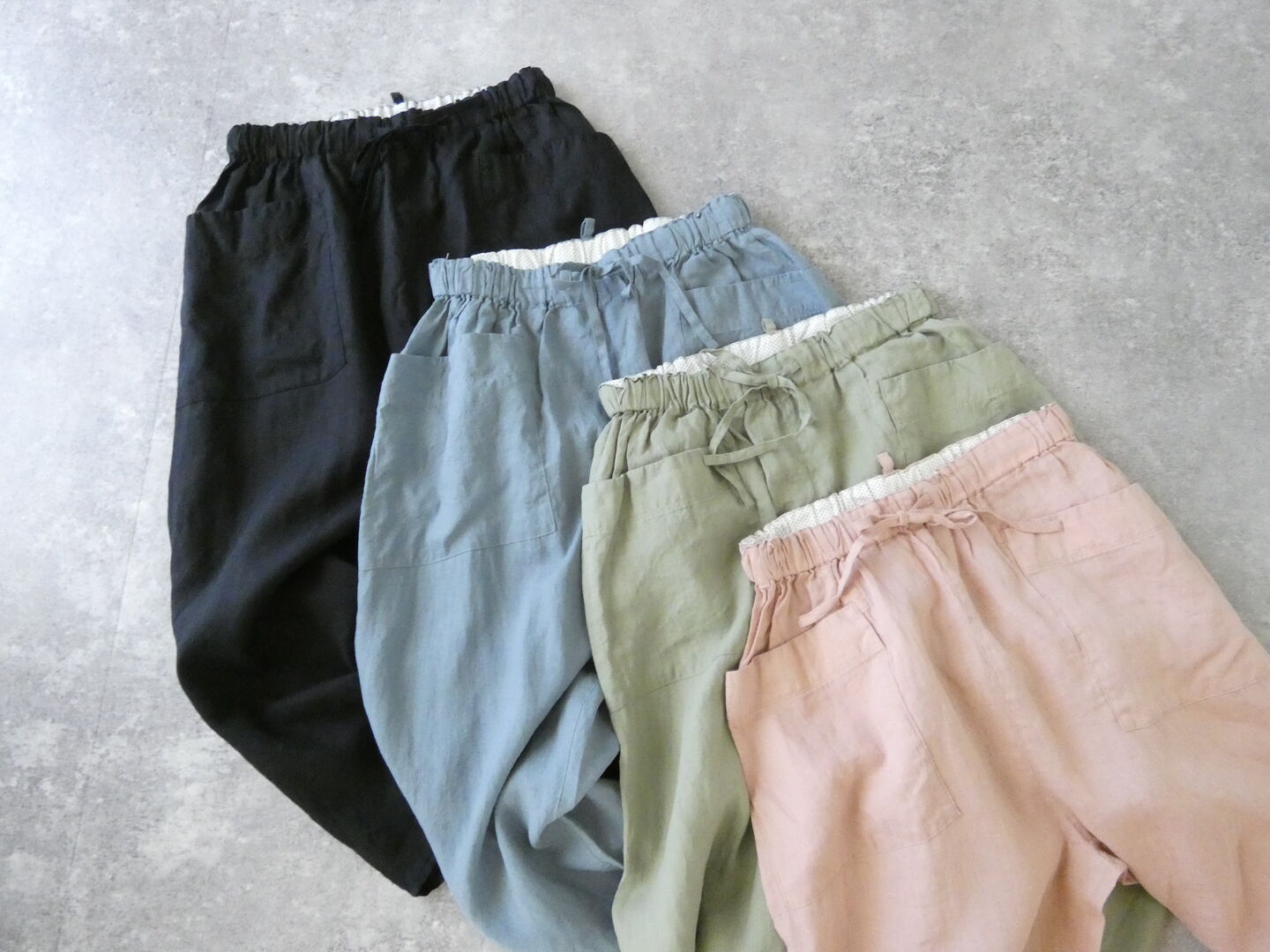 快晴堂(かいせいどう) 初秋まで着られるリネン　斜めポケパンツの商品画像10