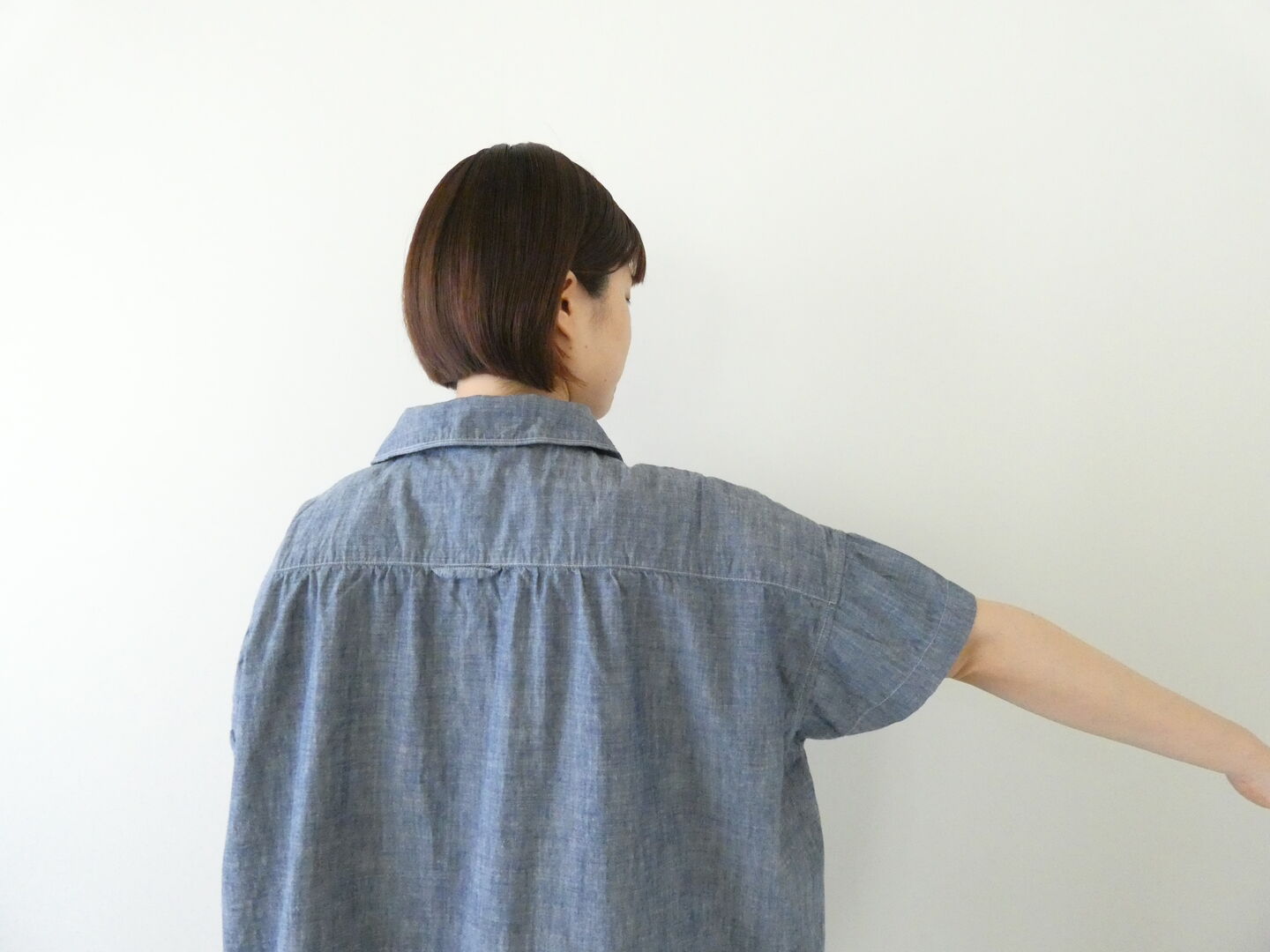 快晴堂(かいせいどう) HAYATE 白とインディゴのダンガリーのシャツ　マリン衿スキッパー半袖シャツの商品画像17