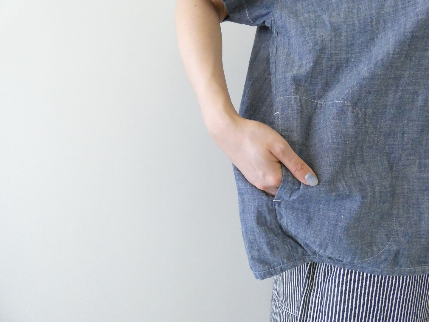 快晴堂(かいせいどう) HAYATE 白とインディゴのダンガリーのシャツ　マリン衿スキッパー半袖シャツの商品画像19