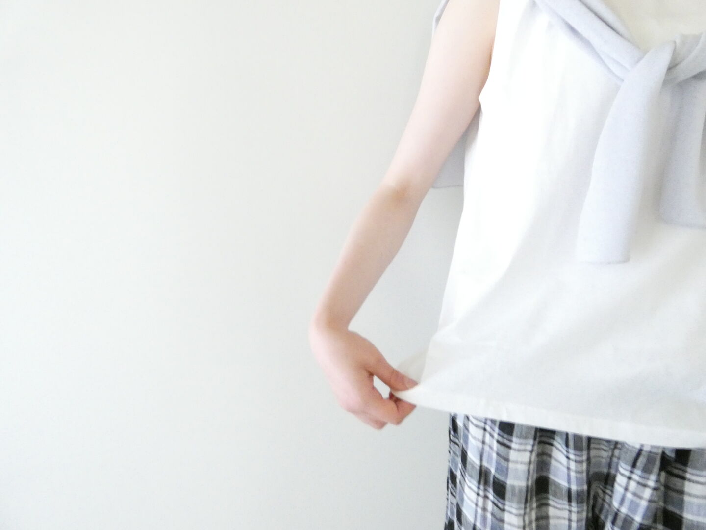 mao made(マオメイド) きれいめシルケットシンプルノースリーブの商品画像4