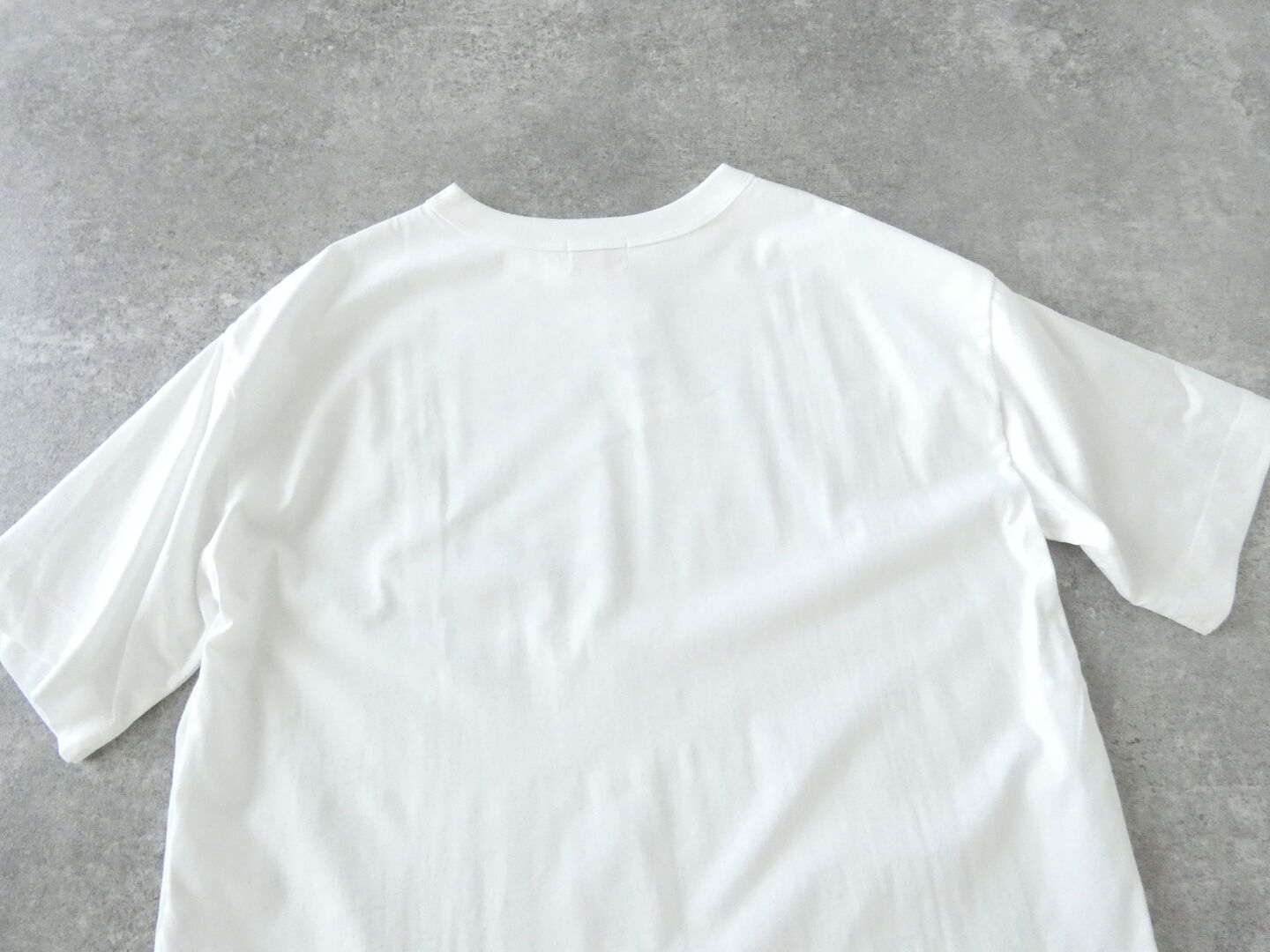 mao made(マオメイド) きれいめ天竺カレッジロゴTEEの商品画像34