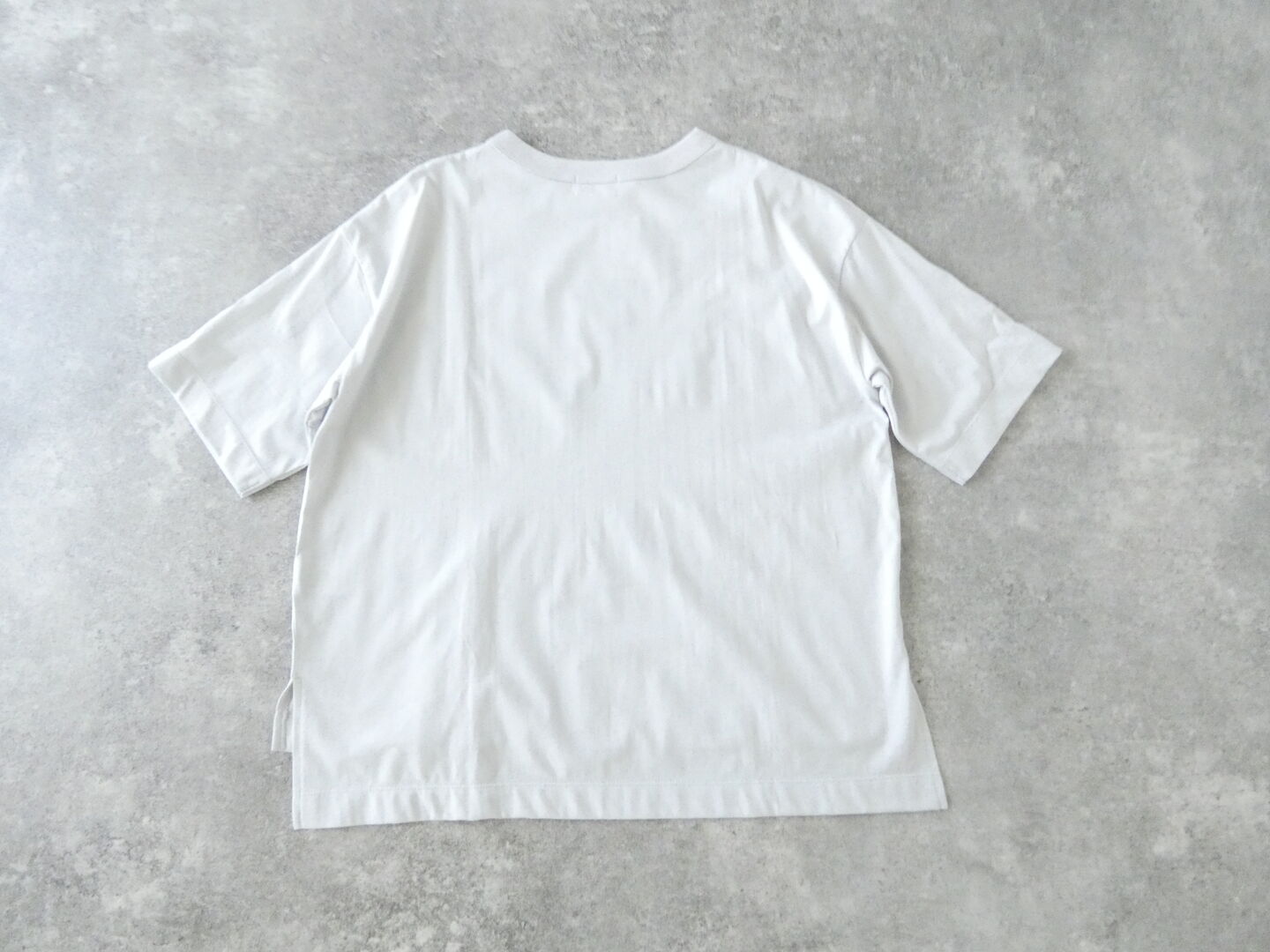 mao made(マオメイド) きれいめ天竺カレッジロゴTEEの商品画像43