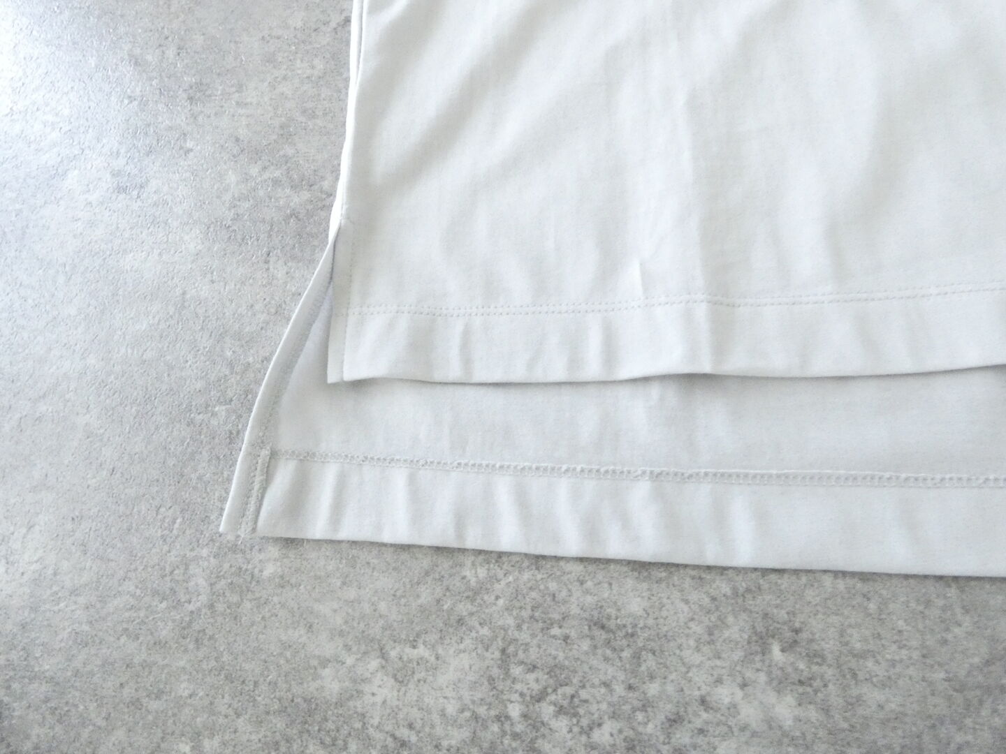 mao made(マオメイド) きれいめ天竺カレッジロゴTEEの商品画像46