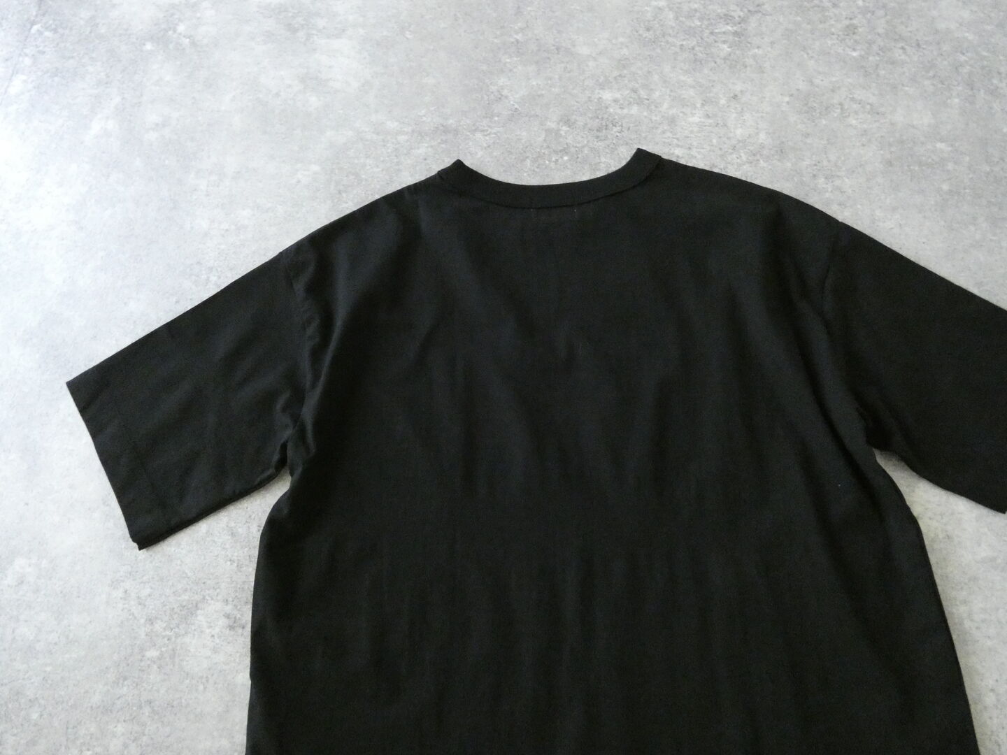 mao made(マオメイド) きれいめ天竺カレッジロゴTEEの商品画像62