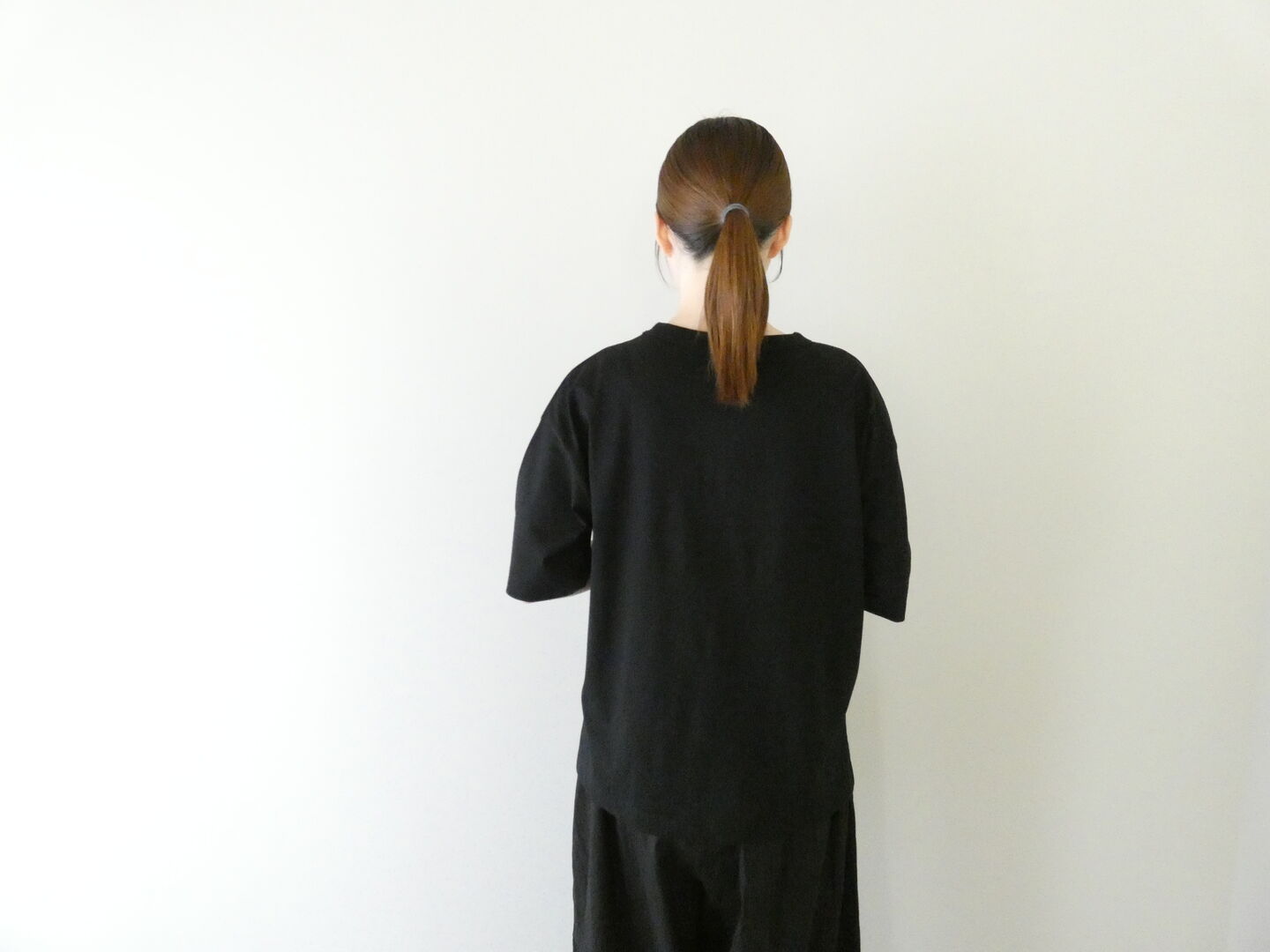 mao made(マオメイド) きれいめ天竺カレッジロゴTEEの商品画像9