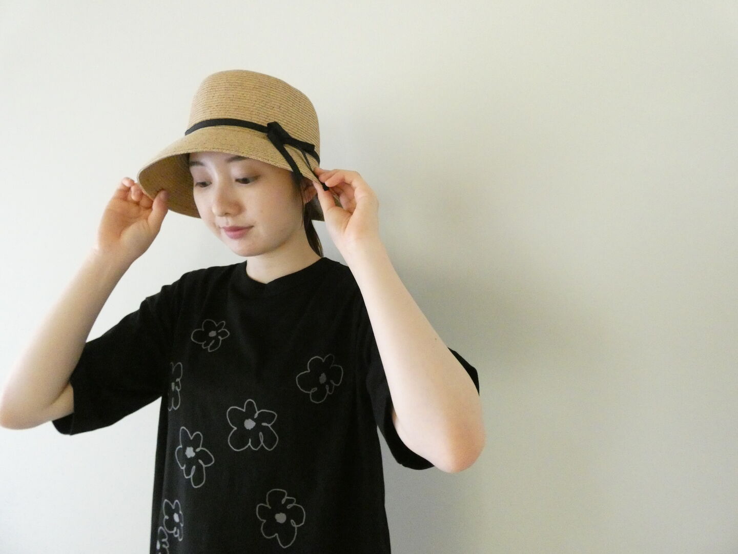 mao made(マオメイド) きれいめ天竺 ANEMONE TEEの商品画像2
