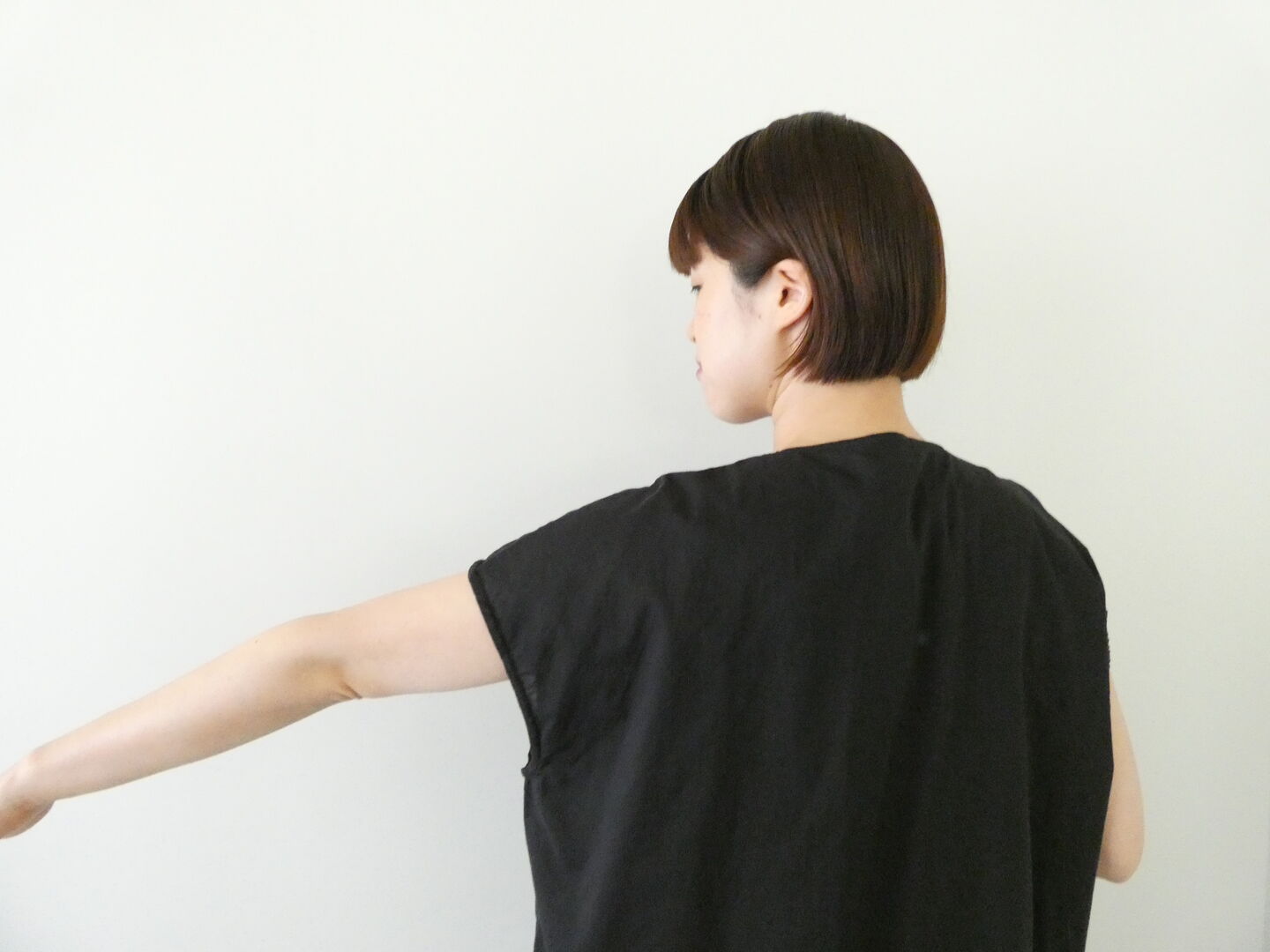 MidiUmi(ミディウミ) ピンタックノースリーブシャツの商品画像6
