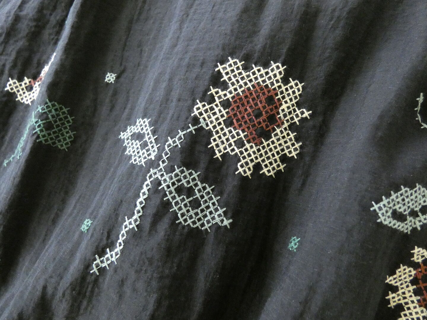 l’atelier du savon(アトリエドゥサボン) クロスステッチひまわり刺繍ワンピースの商品画像24