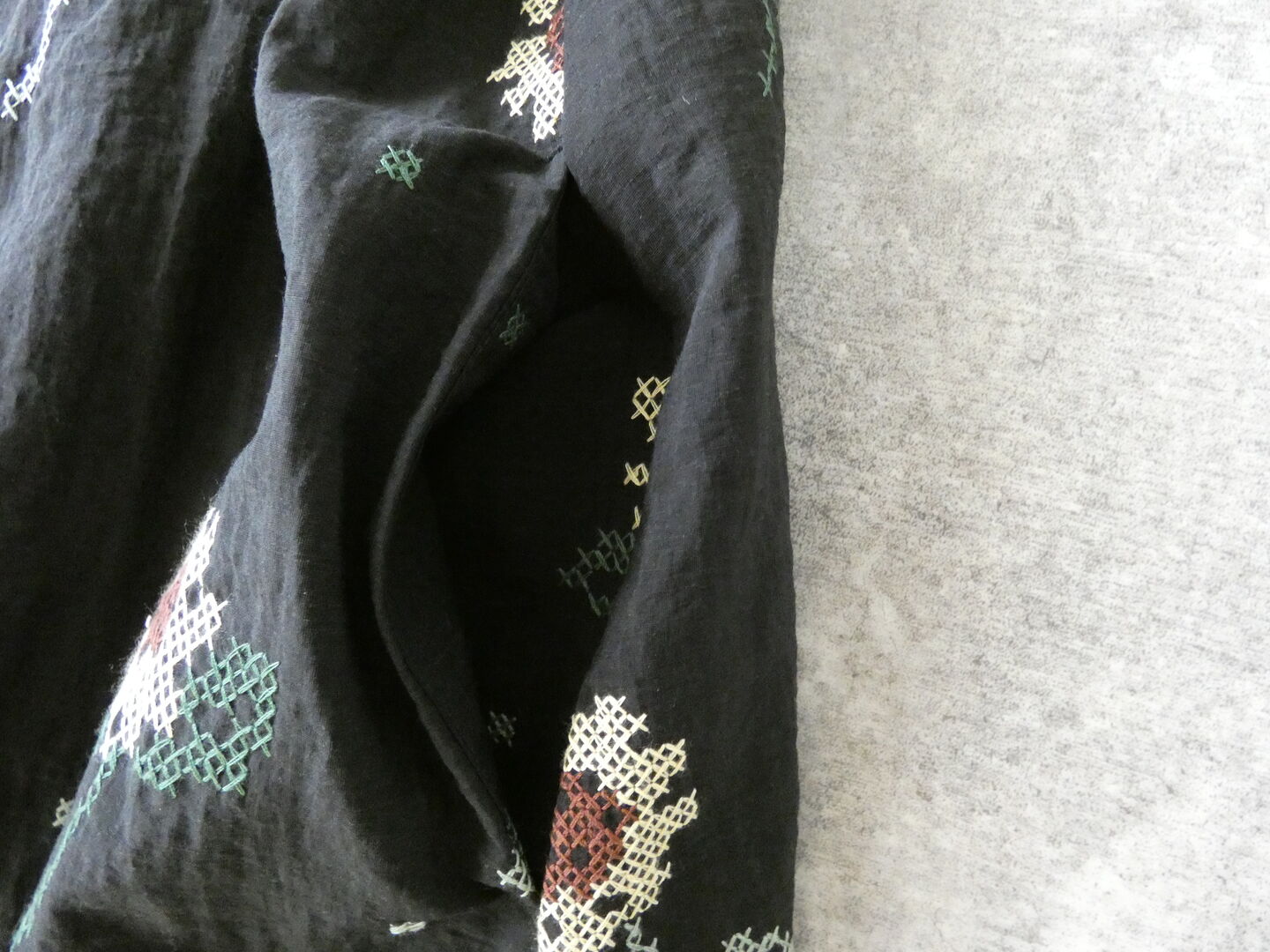 l’atelier du savon(アトリエドゥサボン) クロスステッチひまわり刺繍ワンピースの商品画像25