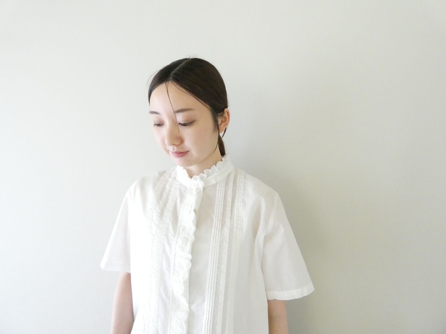 MidiUmi(ミディウミ) ピンタックレースシャツの商品画像2