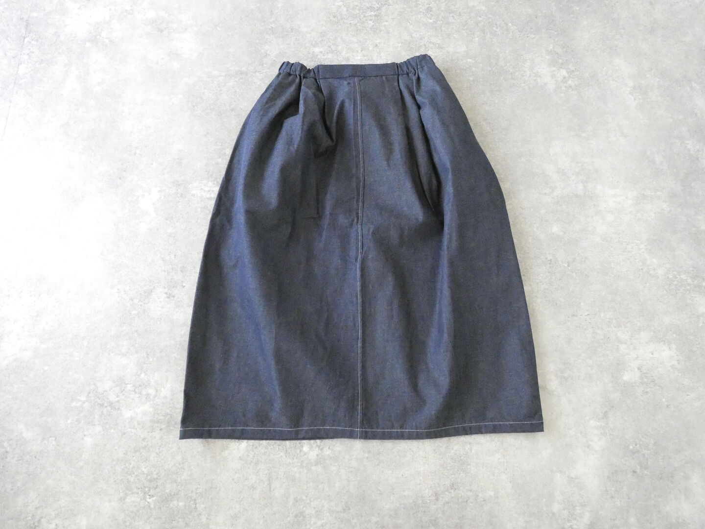 MidiUmi(ミディウミ) ライトデニムコクーンスカートの商品画像3