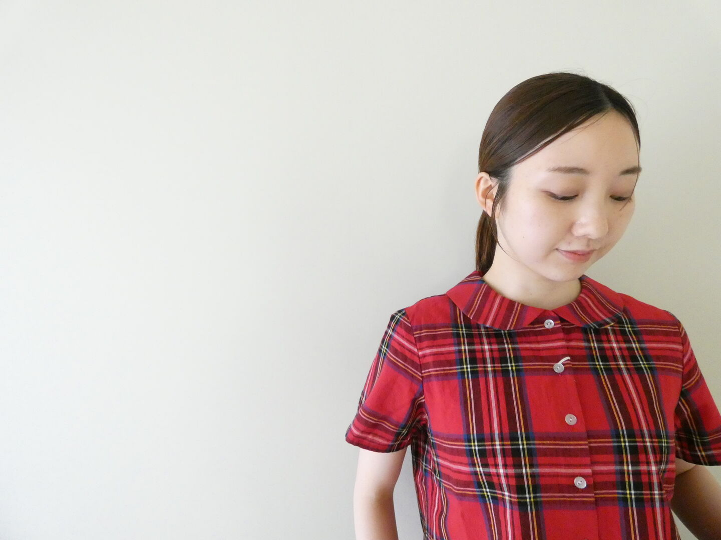 Sarahwear(サラウェア) コットンリネンタータンチェック丸衿ブラウスの商品画像4