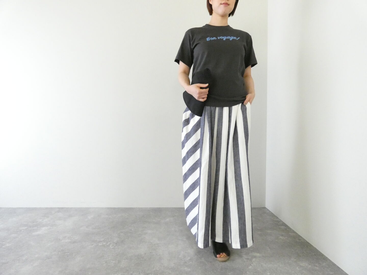 vb Bon voyageプリントTシャツの商品画像1