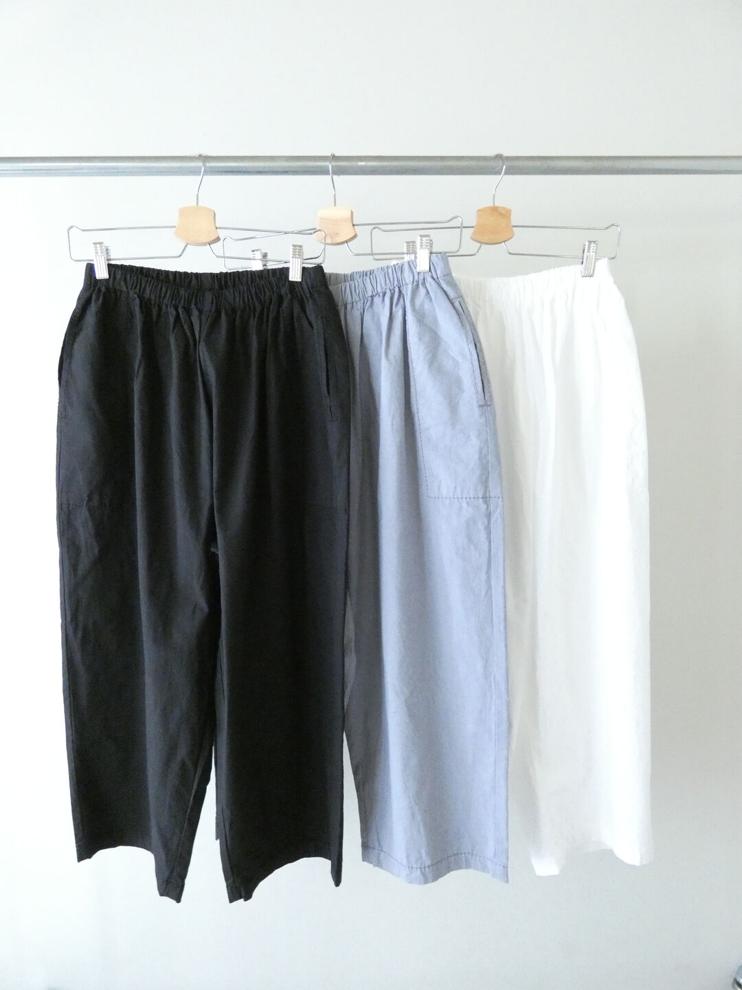homspun(ホームスパン) バルキーシーチング厚手ギャザーパンツの商品画像10