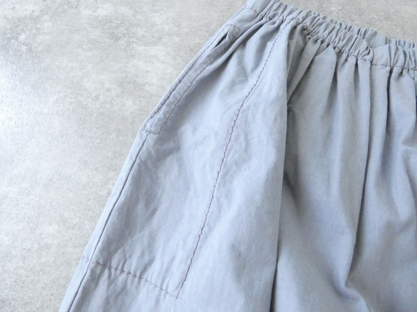 homspun(ホームスパン) バルキーシーチング厚手ギャザーパンツの商品画像46