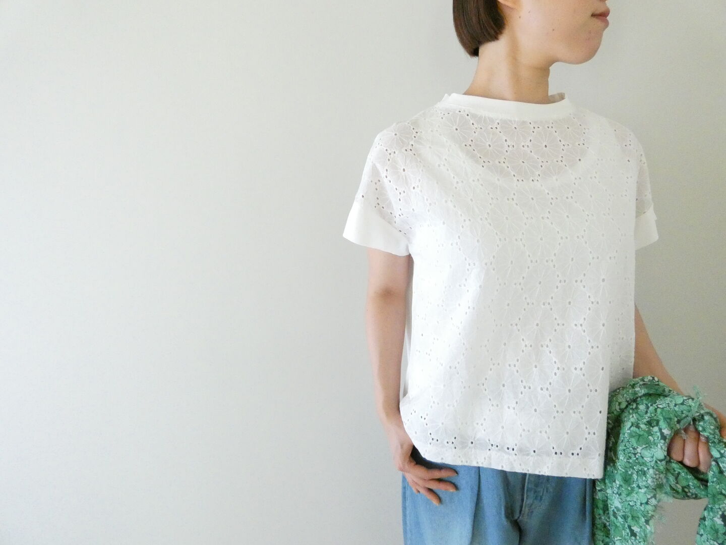 SOUFFLE 刺繍ローンドッキングフレンチプルオーバーの商品画像1