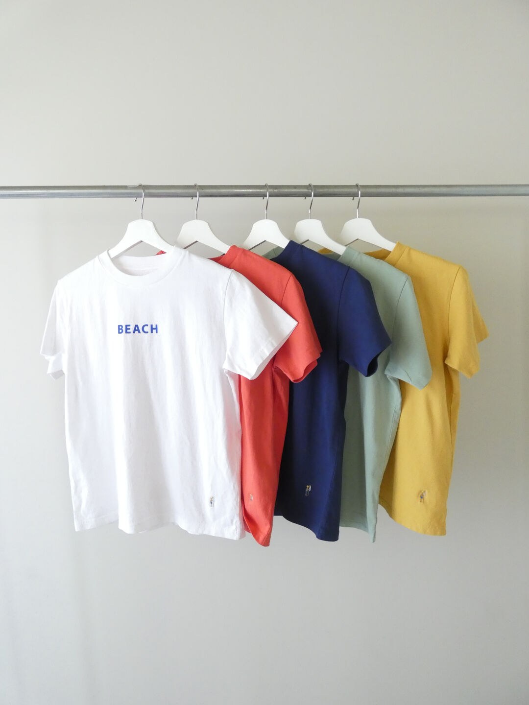 快晴堂(かいせいどう) 別注カラーあり　海上がり UNI-Tシャツ BASIC FIT SIZE　B柄「BEACH」の商品画像2