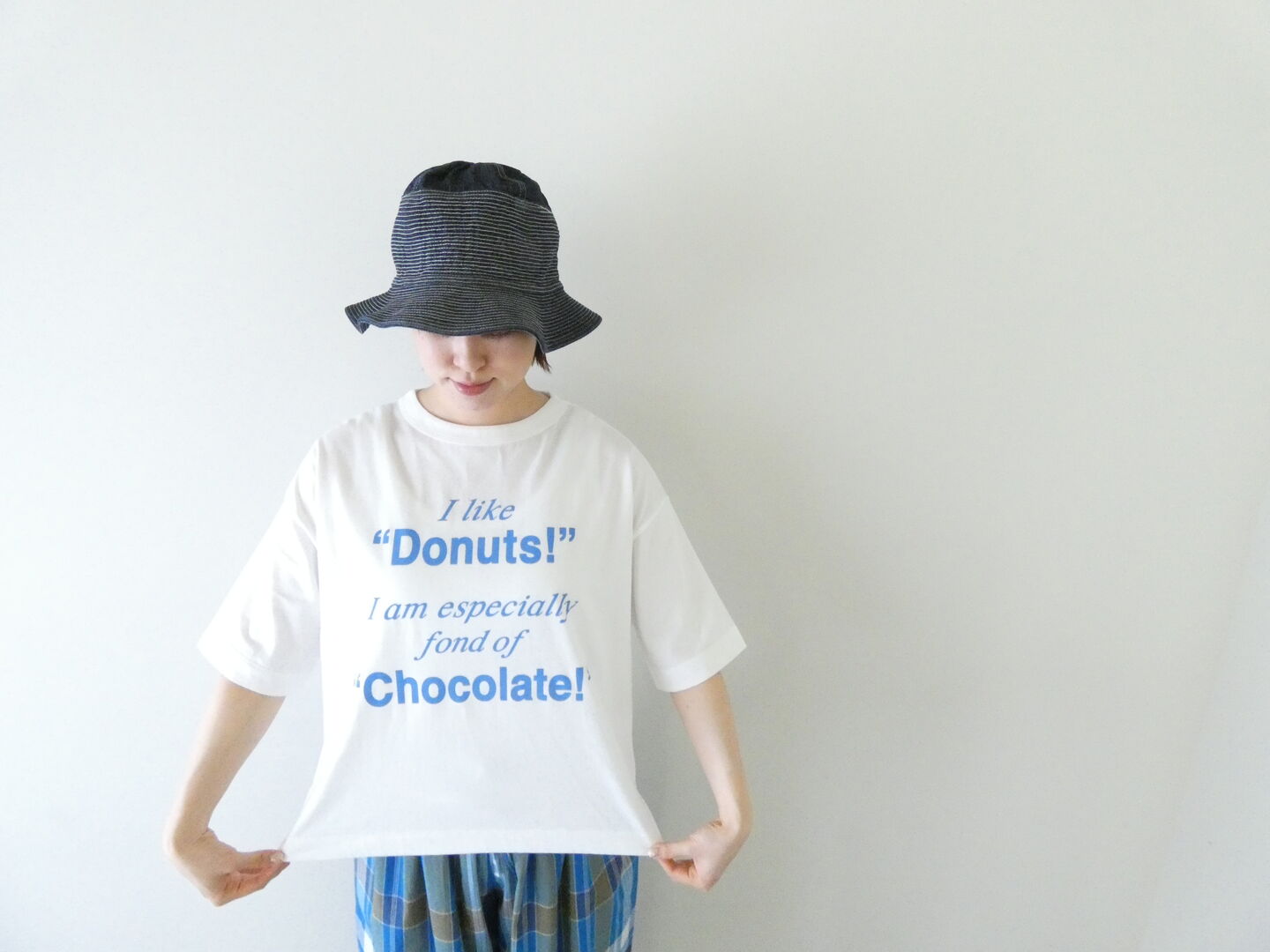 mao made(マオメイド) きれいめ天竺プリントTEE　Donuts!Chocolate!の商品画像6