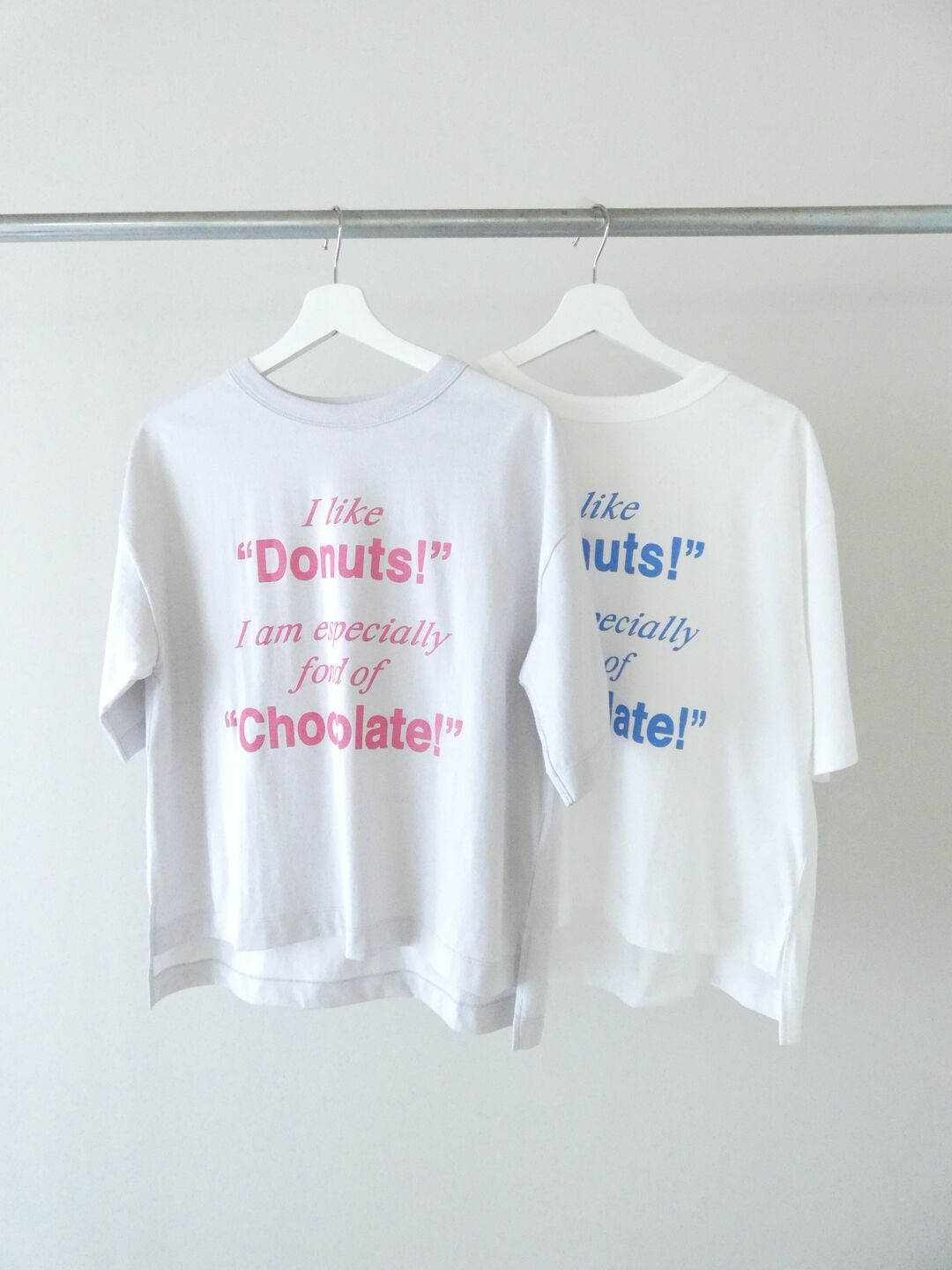 mao made(マオメイド) きれいめ天竺プリントTEE　Donuts!Chocolate!の商品画像9