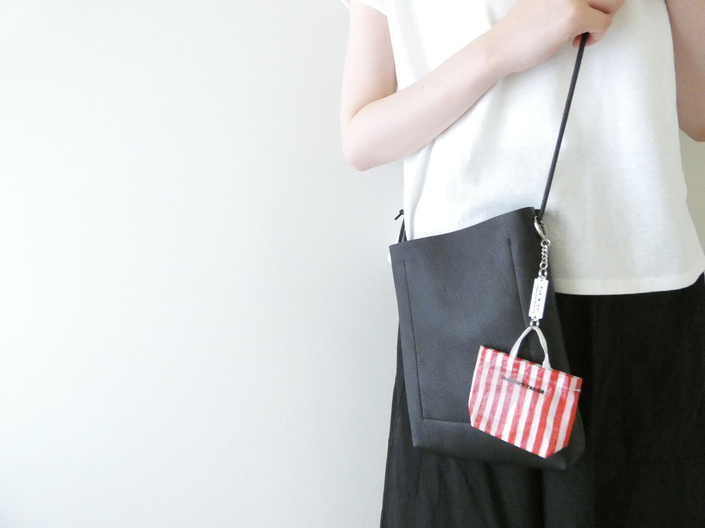 R&D.M.Co-(オールドマンズテーラー) BEACH BAG KEY CHAIN の商品画像5