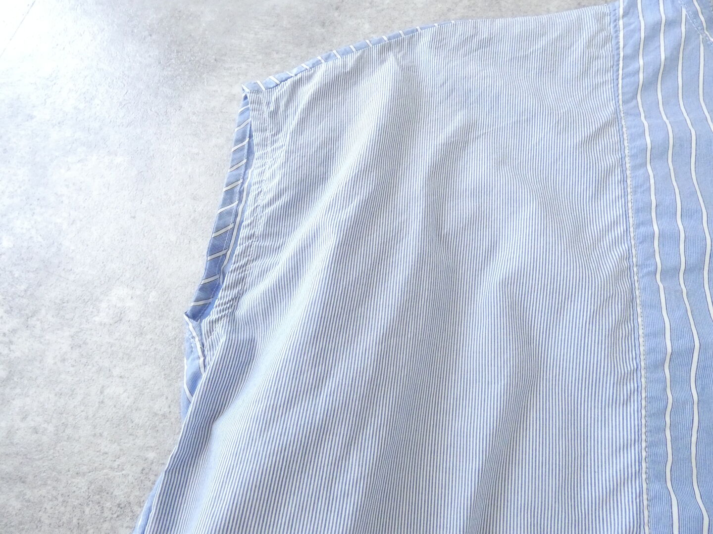 sabbatum(サバタム) タイプライターストライプクレイジーパターンドロストシャツの商品画像23