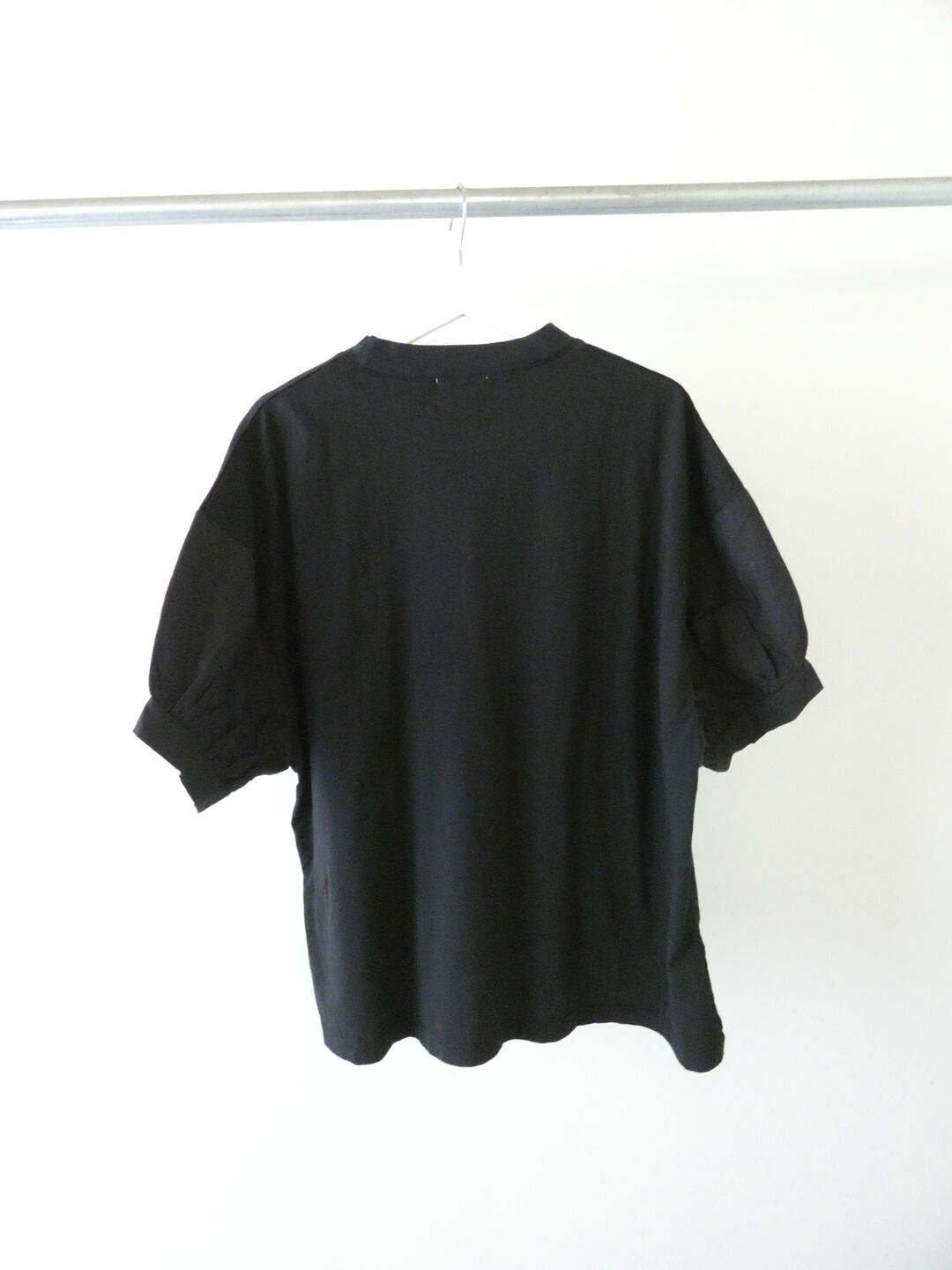 sabbatum(サバタム) BD天竺サイドスリットパフスリーブプルオーバーの商品画像13