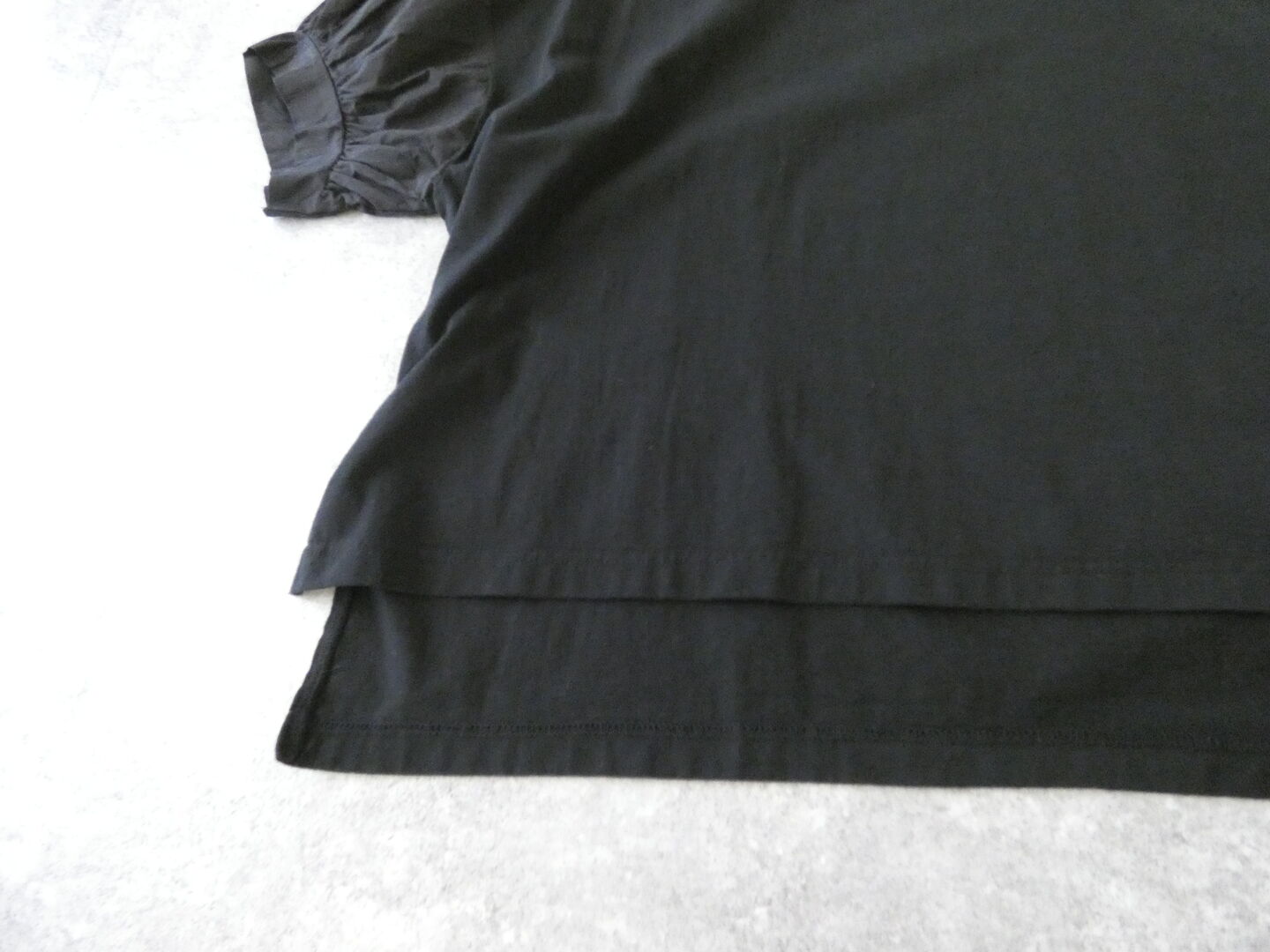 sabbatum(サバタム) BD天竺サイドスリットパフスリーブプルオーバーの商品画像23