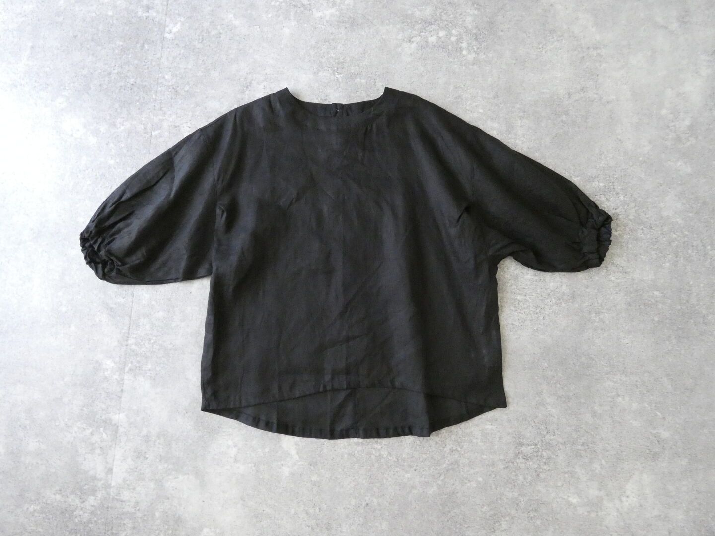 setten(セッテン) リネンキャンバスギャザースリーブブラウスの商品画像3