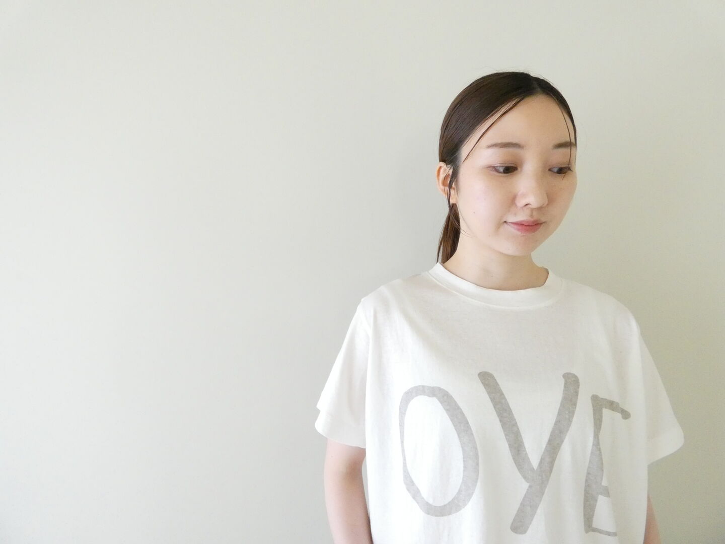 tumugu(ツムグ) ラフィー天竺プリントTシャツ  OYEの商品画像2