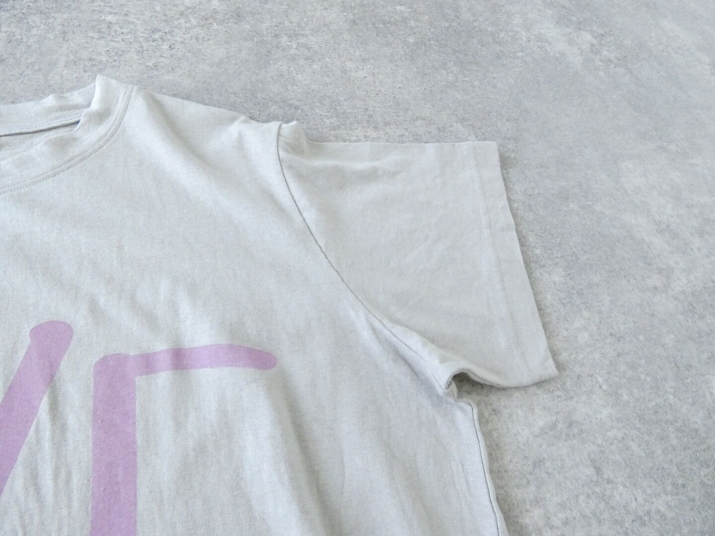 tumugu(ツムグ) ラフィー天竺プリントTシャツ  OYEの商品画像32