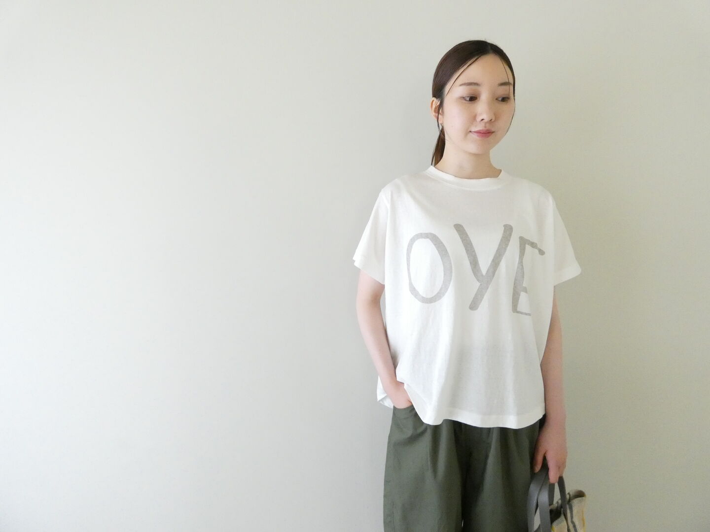 tumugu(ツムグ) ラフィー天竺プリントTシャツ  OYEの商品画像4